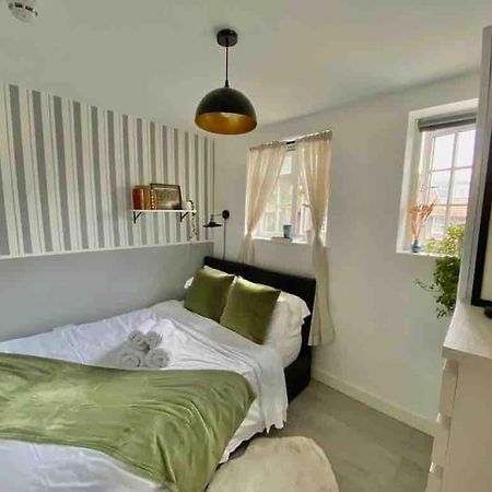One Bedroom Putney Village Flat London Luaran gambar