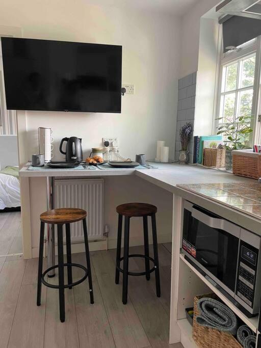 One Bedroom Putney Village Flat London Luaran gambar